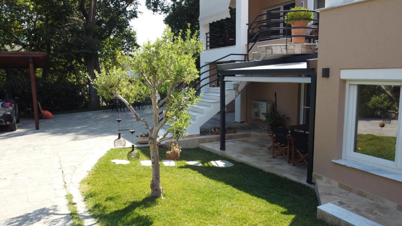 Villa Dioni Luxury House Nea Iraklitsa Exterior foto