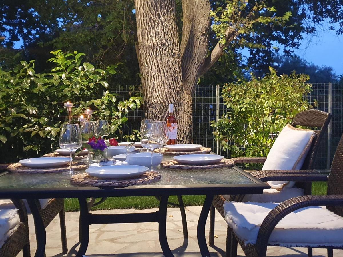 Villa Dioni Luxury House Nea Iraklitsa Exterior foto